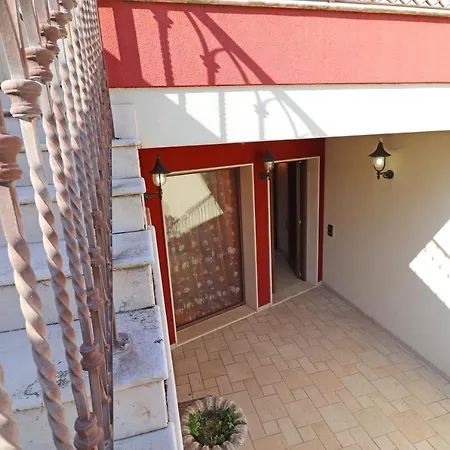 Eva To Center 4 Places Holiday home Otranto