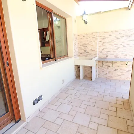 Eva To Center 4 Places Otranto
